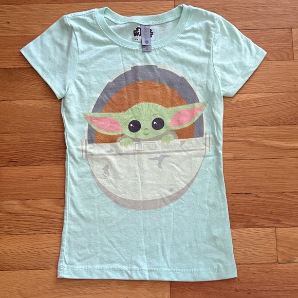 Star Wars Other - 6/$20 Lucas Film ltd. Star Wars Mandalorian Gargu Green Graphic T-Shirt 3/4 NWT
